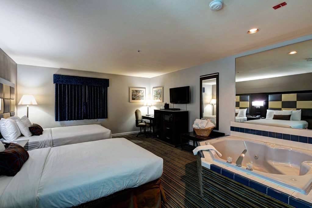 Surestay Plus Hotel By Best Western Redding Habitación foto